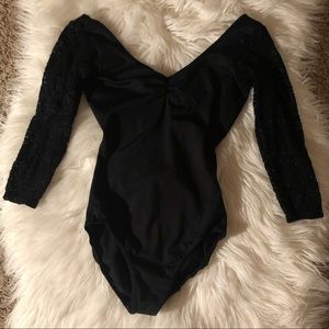 Natalie 3/4 Sleeve Lace Leotard